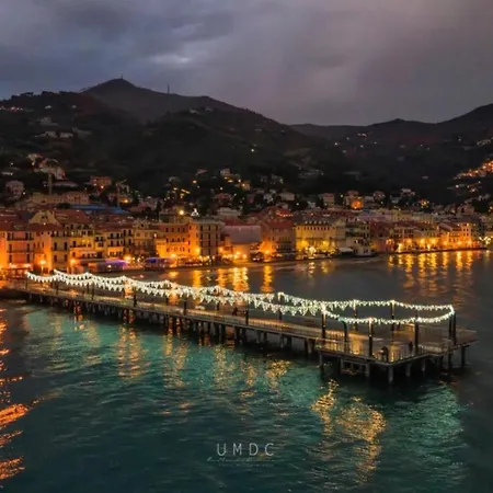 Caruggio Albycocco - Exclusive Alassio