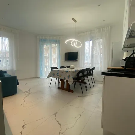 Caruggio Albycocco - Exclusive Apartamento *